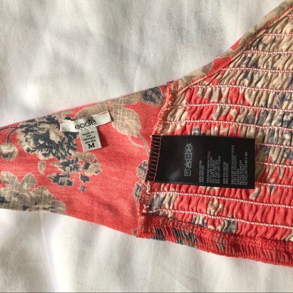 Coral Halter Top - Picture 3 of 4